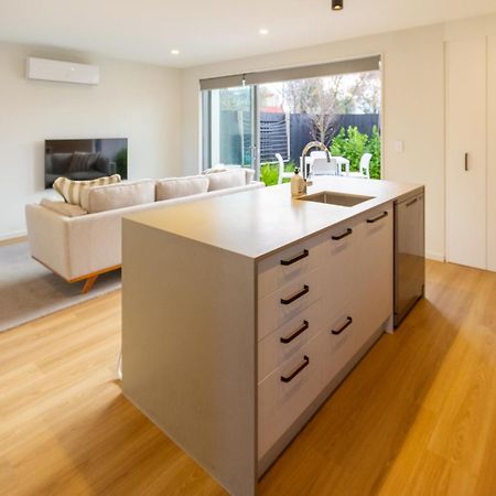 Family Friendly 2 Bedroom, St Albans كريستتشيرش المظهر الخارجي الصورة